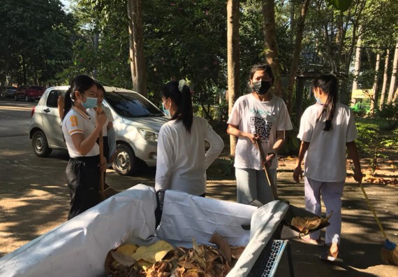 ภาพกิจกรรม โปแกรมวิชาสาธารณสุขศาสตร์ จัดอบรมเสริมทักษะทางด้านคุณธรรมและจริยธรรม ตามโครงการพัฒนาคุณลักษณะนักศึกษาโปรแกรมวิชาสาธารณสุขศาสตร์