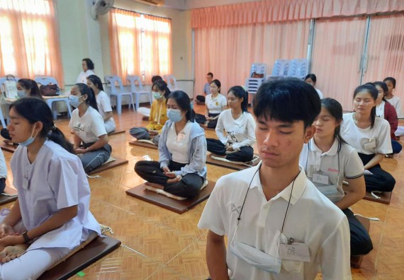 ภาพกิจกรรม โปแกรมวิชาสาธารณสุขศาสตร์ จัดอบรมเสริมทักษะทางด้านคุณธรรมและจริยธรรม ตามโครงการพัฒนาคุณลักษณะนักศึกษาโปรแกรมวิชาสาธารณสุขศาสตร์
