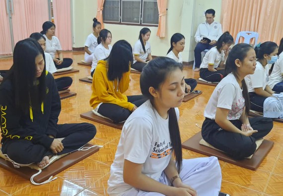 ภาพกิจกรรม โปแกรมวิชาสาธารณสุขศาสตร์ จัดอบรมเสริมทักษะทางด้านคุณธรรมและจริยธรรม ตามโครงการพัฒนาคุณลักษณะนักศึกษาโปรแกรมวิชาสาธารณสุขศาสตร์