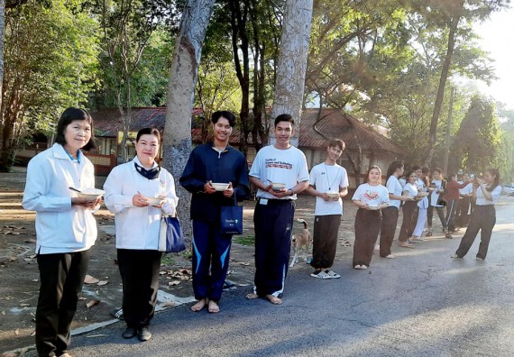 ภาพกิจกรรม โปแกรมวิชาสาธารณสุขศาสตร์ จัดอบรมเสริมทักษะทางด้านคุณธรรมและจริยธรรม ตามโครงการพัฒนาคุณลักษณะนักศึกษาโปรแกรมวิชาสาธารณสุขศาสตร์