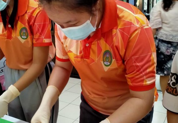 ภาพกิจกรรม โปรแกรมวิชาสาธารณสุขศาสตร์ จัดอบรมการเย็บแผล ตัดไหม