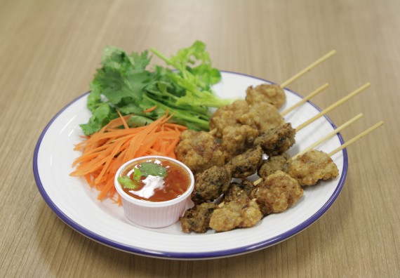 ภาพกิจกรรม โปรแกรมวิชาวิทยาศาสตร์และเทคโนโลยีการอาหาร จัดอบรมเชิงปฏิบัติการ เรื่อง การแปรรูปเห็ด