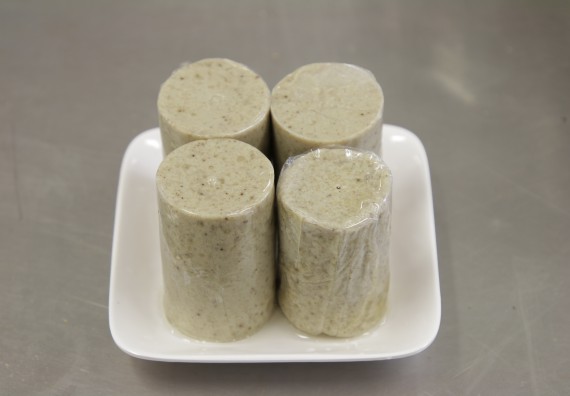 ภาพกิจกรรม โปรแกรมวิชาวิทยาศาสตร์และเทคโนโลยีการอาหาร จัดอบรมเชิงปฏิบัติการ เรื่อง การแปรรูปเห็ด