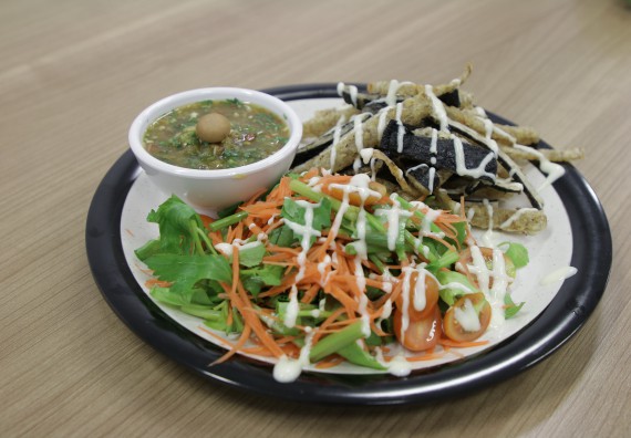 ภาพกิจกรรม โปรแกรมวิชาวิทยาศาสตร์และเทคโนโลยีการอาหาร จัดอบรมเชิงปฏิบัติการ เรื่อง การแปรรูปเห็ด