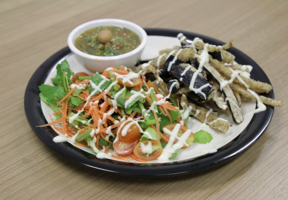 ภาพกิจกรรม โปรแกรมวิชาวิทยาศาสตร์และเทคโนโลยีการอาหาร จัดอบรมเชิงปฏิบัติการ เรื่อง การแปรรูปเห็ด