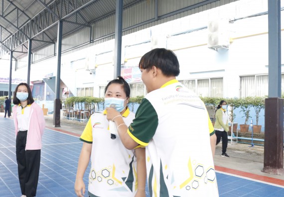 ภาพกิจกรรม โปรแกรมวิชาคณิตศาสตร์ จัดอบรมเชิงปฏิบัติการเพื่อเสริมสร้างความรู้ด้านคณิตศาสตร์