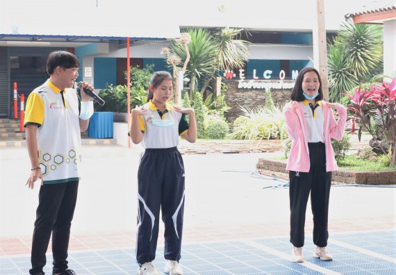 ภาพกิจกรรม โปรแกรมวิชาคณิตศาสตร์ จัดอบรมเชิงปฏิบัติการเพื่อเสริมสร้างความรู้ด้านคณิตศาสตร์