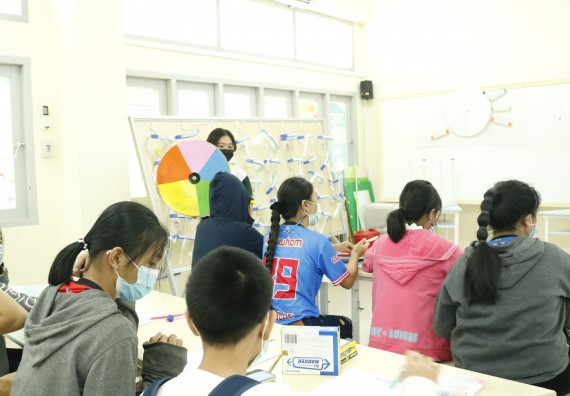 ภาพกิจกรรม โปรแกรมวิชาคณิตศาสตร์ จัดอบรมเชิงปฏิบัติการเพื่อเสริมสร้างความรู้ด้านคณิตศาสตร์