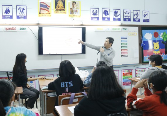 ภาพกิจกรรม โปรแกรมวิชาคณิตศาสตร์ จัดอบรมเชิงปฏิบัติการเพื่อเสริมสร้างความรู้ด้านคณิตศาสตร์