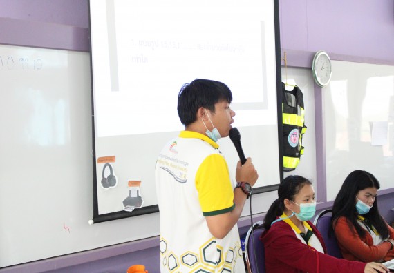 ภาพกิจกรรม โปรแกรมวิชาคณิตศาสตร์ จัดอบรมเชิงปฏิบัติการเพื่อเสริมสร้างความรู้ด้านคณิตศาสตร์