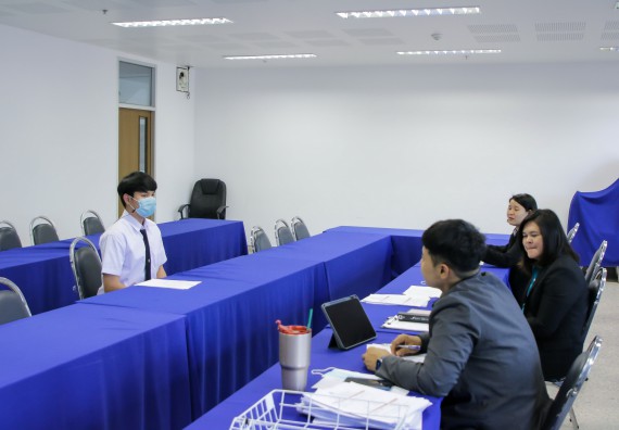 ภาพกิจกรรม คณะวิทยาศาสตร์และเทคโนโลยี สัมภาษณ์ทุนการศึกษา ปตท.สผ. จากทรัพย์ในดินสู่สินทางปัญญา รักษาสิ่งแวดล้อม ของคณะวิทยาศาสตร์และเทคโนโลยี ประจำปี 2563