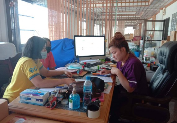 ภาพกิจกรรม ศูนย์วิทยาศาสตร์และวิทยาศาสตร์ประยุกต์ จัดกิจกรรมบริการวิชาการอบรมเชิงปฏิบัติการเรื่องวิธีการเพิ่มมูลจากของเหลือทิ้งแก่โรงงานวุ้นเส้นคลองขลุง