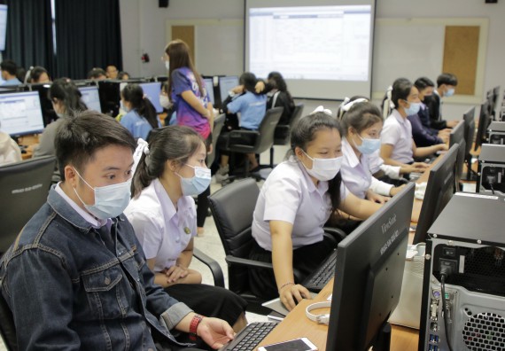 ภาพกิจกรรม โปรแกรมวิชาสาธารณสุขศาสตร์ จัดอบรมการใช้โปรแกรม HOSxP