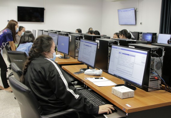 ภาพกิจกรรม โปรแกรมวิชาสาธารณสุขศาสตร์ จัดอบรมการใช้โปรแกรม HOSxP