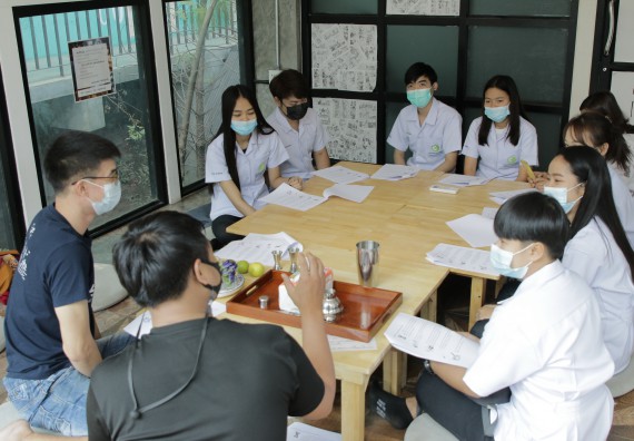 ภาพกิจกรรม โปรแกรมวิชาวิทยาศาสตร์และเทคโนโลยีการอาหาร จัดอบรมเชิงปฏิบัติการ เรื่อง การทําเครื่องดื่ม mocktail กับมืออาชีพ