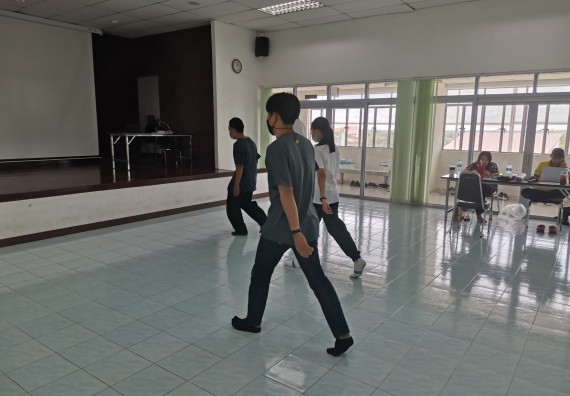 ภาพกิจกรรม โปรแกรมวิชาวิทยาการคอมพิวเตอร์ จัดกิจกรรมเตรียมความพร้อมในการเรียนรู้ในระดับอุดมศึกษาสำหรับนักศึกษาหลักสูตรเทคโนโลยีสารสนเทศ