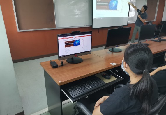 ภาพกิจกรรม โปรแกรมวิชาวิทยาการคอมพิวเตอร์ จัดกิจกรรมเตรียมความพร้อมในการเรียนรู้ในระดับอุดมศึกษาสำหรับนักศึกษาหลักสูตรเทคโนโลยีสารสนเทศ