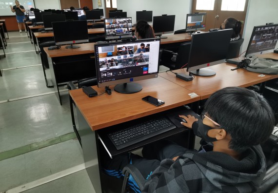 ภาพกิจกรรม โปรแกรมวิชาวิทยาการคอมพิวเตอร์ จัดกิจกรรมเตรียมความพร้อมในการเรียนรู้ในระดับอุดมศึกษาสำหรับนักศึกษาหลักสูตรเทคโนโลยีสารสนเทศ