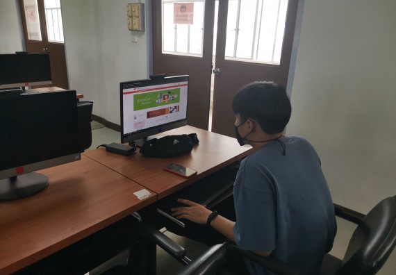 ภาพกิจกรรม โปรแกรมวิชาวิทยาการคอมพิวเตอร์ จัดกิจกรรมเตรียมความพร้อมในการเรียนรู้ในระดับอุดมศึกษาสำหรับนักศึกษาหลักสูตรเทคโนโลยีสารสนเทศ