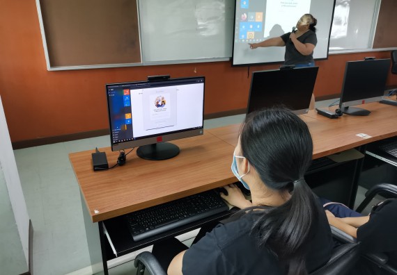 ภาพกิจกรรม โปรแกรมวิชาวิทยาการคอมพิวเตอร์ จัดกิจกรรมเตรียมความพร้อมในการเรียนรู้ในระดับอุดมศึกษาสำหรับนักศึกษาหลักสูตรเทคโนโลยีสารสนเทศ