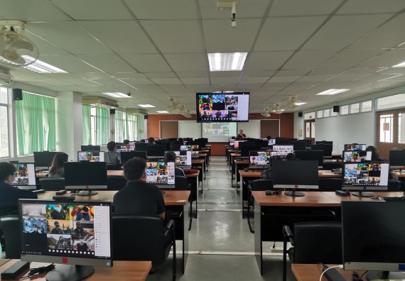 ภาพกิจกรรม โปรแกรมวิชาวิทยาการคอมพิวเตอร์ จัดกิจกรรมเตรียมความพร้อมในการเรียนรู้ในระดับอุดมศึกษาสำหรับนักศึกษาหลักสูตรเทคโนโลยีสารสนเทศ