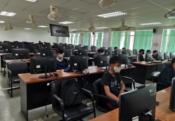 ภาพกิจกรรม โปรแกรมวิชาวิทยาการคอมพิวเตอร์ จัดกิจกรรมเตรียมความพร้อมในการเรียนรู้ในระดับอุดมศึกษาสำหรับนักศึกษาหลักสูตรเทคโนโลยีสารสนเทศ