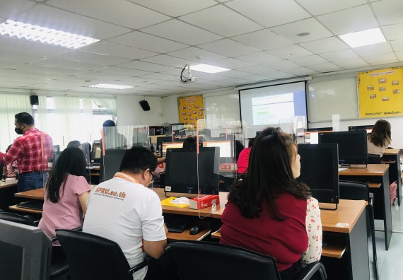 ภาพกิจกรรม คณะวิทยาศาสตร์และเทคโนโลยี เข้าร่วม ประชุมเตรียมความพร้อมในการใช้ระบบสำนักงานอัตโนมัติ (e-office) และระบบการลาและไปราชการ (e-personal)