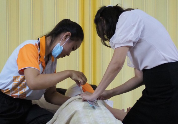 ภาพกิจกรรม โปรแกรมวิชาสาธารณสุขศาสตร์ จัดอบรมการฉีดยา