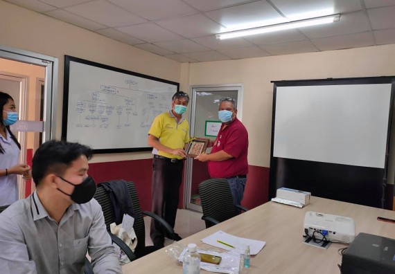 ภาพกิจกรรม โปรแกรมวิชาวิทยาศาสตร์และเทคโนโลยีการอาหาร จัดศึกษาดูงาน