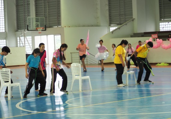 ภาพกิจกรรม โปรแกรมวิชาสาธารณสุขศาสตร์ จัดอบรมหลักการทำงานเป็นทีม