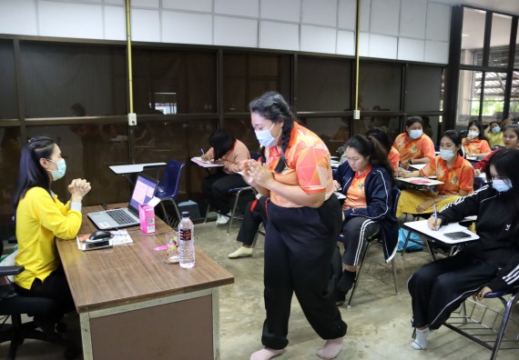 ภาพกิจกรรม โปรแกรมวิชาสาธารณสุขศาสตร์ จัดโครงการการส่งเสริมและสนับสนุนการจัดการเรียนการสอนเชิงบูรณาการกับการทํางาน (WIL) ของรายวิชาการพัฒนาอนามัยชุมชน เรื่อง การดูแลผู้ป่วยติดเตียง