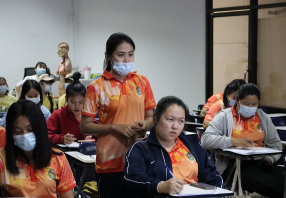 ภาพกิจกรรม โปรแกรมวิชาสาธารณสุขศาสตร์ จัดโครงการการส่งเสริมและสนับสนุนการจัดการเรียนการสอนเชิงบูรณาการกับการทํางาน (WIL) ของรายวิชาการพัฒนาอนามัยชุมชน เรื่อง การดูแลผู้ป่วยติดเตียง