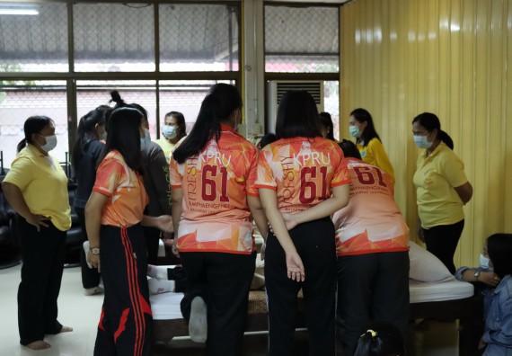 ภาพกิจกรรม โปรแกรมวิชาสาธารณสุขศาสตร์ จัดโครงการการส่งเสริมและสนับสนุนการจัดการเรียนการสอนเชิงบูรณาการกับการทํางาน (WIL) ของรายวิชาการพัฒนาอนามัยชุมชน เรื่อง การดูแลผู้ป่วยติดเตียง