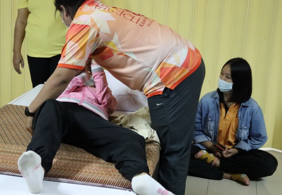 ภาพกิจกรรม โปรแกรมวิชาสาธารณสุขศาสตร์ จัดโครงการการส่งเสริมและสนับสนุนการจัดการเรียนการสอนเชิงบูรณาการกับการทํางาน (WIL) ของรายวิชาการพัฒนาอนามัยชุมชน เรื่อง การดูแลผู้ป่วยติดเตียง