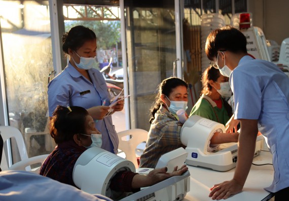 ภาพกิจกรรม โปรแกรมวิชาสาธารณสุขศาสตร์ จัดกิจกรรมบริการวิชาการด้านสุขภาพ