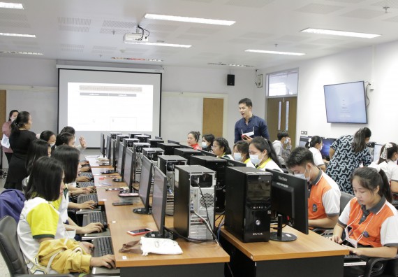 ภาพกิจกรรม โปรแกรมวิชาสาธารณสุขศาสตร์ จัดอบรมงานสารบรรณ 