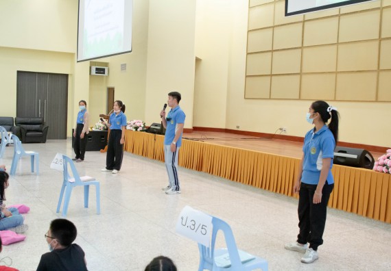 ภาพกิจกรรม คณะวิทยาศาสตร์และเทคโนโลยี จัดโครงการฝึกทักษะเพื่อพัฒนาอัจฉริยะภาพวิทยาศาสตร์ กิจกรรมค่ายวิทยาศาสตร์รุ่นจิ๋ว ระดับชั้นประถมศึกษาปีที่ 1-3 โรงเรียนอนุบาลกำแพงเพชร