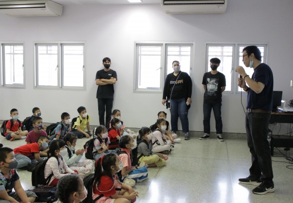 ภาพกิจกรรม คณะวิทยาศาสตร์และเทคโนโลยี จัดโครงการฝึกทักษะเพื่อพัฒนาอัจฉริยะภาพวิทยาศาสตร์ กิจกรรมค่ายวิทยาศาสตร์รุ่นจิ๋ว ระดับชั้นประถมศึกษาปีที่ 1-3 โรงเรียนอนุบาลกำแพงเพชร