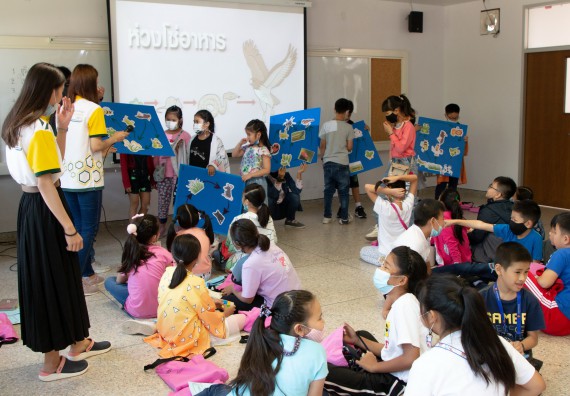 ภาพกิจกรรม คณะวิทยาศาสตร์และเทคโนโลยี จัดโครงการฝึกทักษะเพื่อพัฒนาอัจฉริยะภาพวิทยาศาสตร์ กิจกรรมค่ายวิทยาศาสตร์รุ่นจิ๋ว ระดับชั้นประถมศึกษาปีที่ 1-3 โรงเรียนอนุบาลกำแพงเพชร