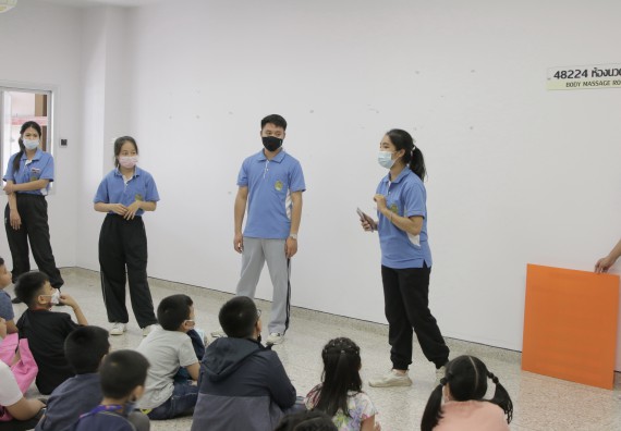 ภาพกิจกรรม คณะวิทยาศาสตร์และเทคโนโลยี จัดโครงการฝึกทักษะเพื่อพัฒนาอัจฉริยะภาพวิทยาศาสตร์ กิจกรรมค่ายวิทยาศาสตร์รุ่นจิ๋ว ระดับชั้นประถมศึกษาปีที่ 1-3 โรงเรียนอนุบาลกำแพงเพชร