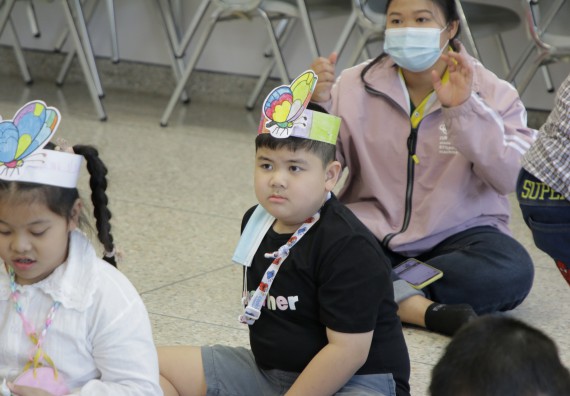 ภาพกิจกรรม คณะวิทยาศาสตร์และเทคโนโลยี จัดโครงการฝึกทักษะเพื่อพัฒนาอัจฉริยะภาพวิทยาศาสตร์ กิจกรรมค่ายวิทยาศาสตร์รุ่นจิ๋ว ระดับชั้นประถมศึกษาปีที่ 1-3 โรงเรียนอนุบาลกำแพงเพชร