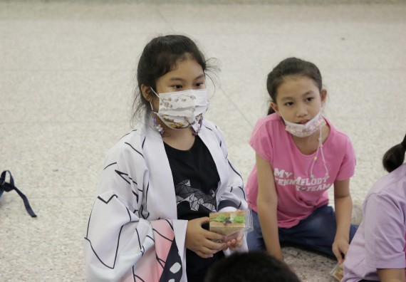 ภาพกิจกรรม คณะวิทยาศาสตร์และเทคโนโลยี จัดโครงการฝึกทักษะเพื่อพัฒนาอัจฉริยะภาพวิทยาศาสตร์ กิจกรรมค่ายวิทยาศาสตร์รุ่นจิ๋ว ระดับชั้นประถมศึกษาปีที่ 1-3 โรงเรียนอนุบาลกำแพงเพชร