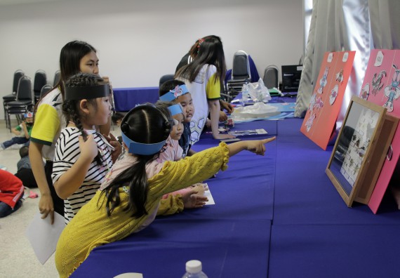 ภาพกิจกรรม คณะวิทยาศาสตร์และเทคโนโลยี จัดโครงการฝึกทักษะเพื่อพัฒนาอัจฉริยะภาพวิทยาศาสตร์ กิจกรรมค่ายวิทยาศาสตร์รุ่นจิ๋ว ระดับชั้นประถมศึกษาปีที่ 1-3 โรงเรียนอนุบาลกำแพงเพชร