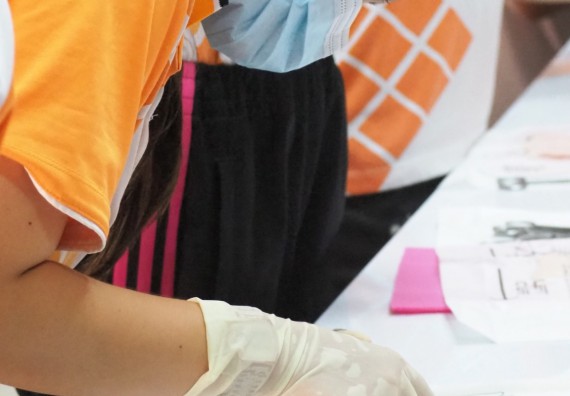 ภาพกิจกรรม โปรแกรมวิชาสาธารณสุขศาสตร์ จัดอบรมการเย็บแผล การตัดไหม