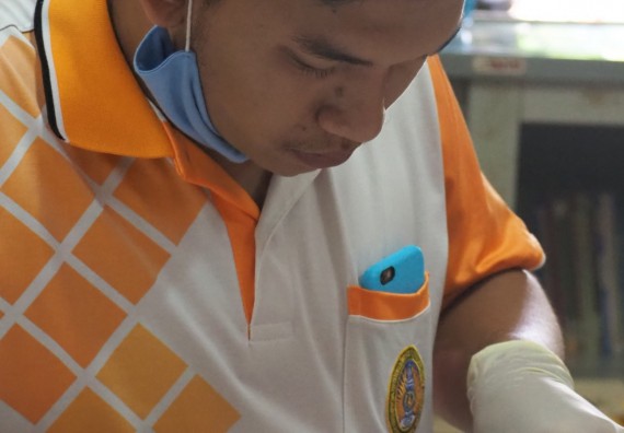 ภาพกิจกรรม โปรแกรมวิชาสาธารณสุขศาสตร์ จัดอบรมการเย็บแผล การตัดไหม