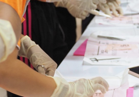 ภาพกิจกรรม โปรแกรมวิชาสาธารณสุขศาสตร์ จัดอบรมการเย็บแผล การตัดไหม