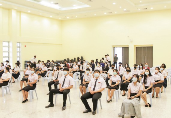 ภาพกิจกรรม คณะวิทยาศาสตร์และเทคโนโลยี จัดกิจกรรมการเตรียมความพร้อมเข้าสู่งานของนักศึกษาวิทยาศาสตร์ในยุคปัจจุบัน กับองค์กรชั้นนำระดับโลก