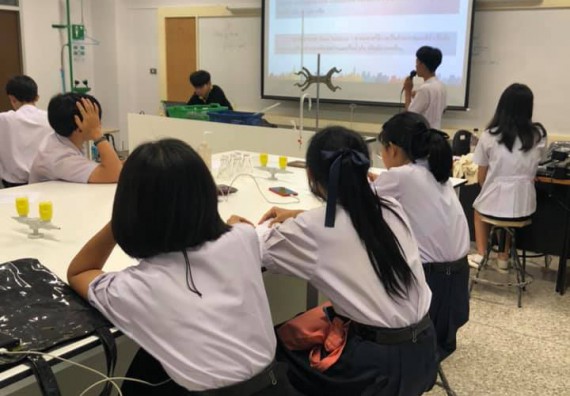 ภาพกิจกรรม โปรแกรมวิชาเคมี จัดอบรมเชิงปฏิบัติการโครงการส่งเสริมการจัดการเรียนการสอนในศตวรรษที่ 21 และพัฒนาทักษะดิจิทัลหลักสูตรครุศาสตรบัณฑิต สาขาวิชาเคมี