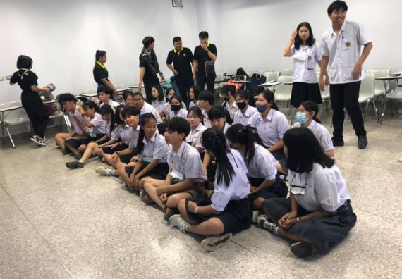 ภาพกิจกรรม โปรแกรมวิชาเคมี จัดอบรมเชิงปฏิบัติการโครงการส่งเสริมการจัดการเรียนการสอนในศตวรรษที่ 21 และพัฒนาทักษะดิจิทัลหลักสูตรครุศาสตรบัณฑิต สาขาวิชาเคมี