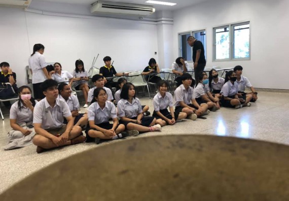 ภาพกิจกรรม โปรแกรมวิชาเคมี จัดอบรมเชิงปฏิบัติการโครงการส่งเสริมการจัดการเรียนการสอนในศตวรรษที่ 21 และพัฒนาทักษะดิจิทัลหลักสูตรครุศาสตรบัณฑิต สาขาวิชาเคมี